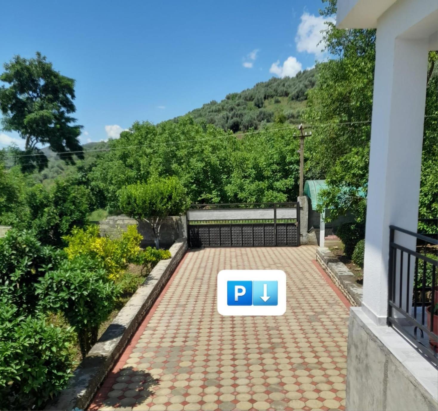Villa Besart Berat Eksteriør bilde